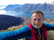 39 Dal Lagnoncino selfie con vista su Dervio , il lago e i suoi monti